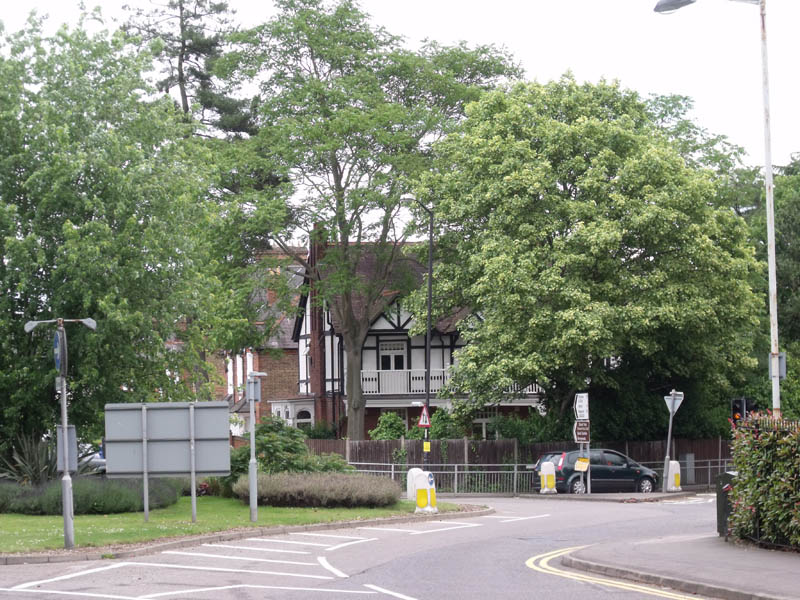 Essex Lodge Osborne Road & Bolton Ave The Royal Windsor Forum